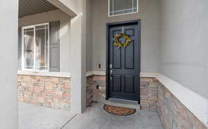 Front porch & entry