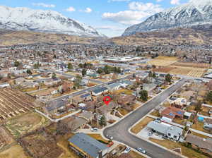 Aerial view featuring a residential view and a mountain view