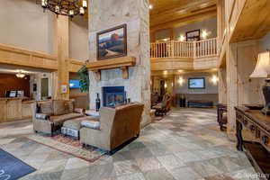 Lobby Entrance and Front Desk