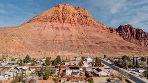 View of mountain feature featuring a residential view