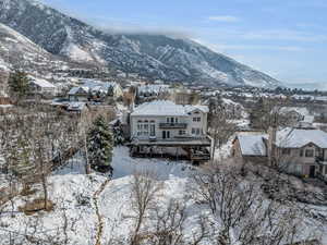 Property view of mountains featuring a residential view