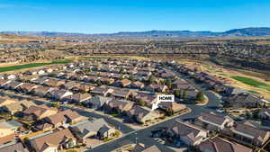 Aerial view featuring a residential view and a mountain view