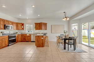 Photo 12 of 807 N BUFFALO DR