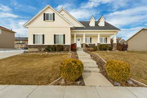 Photo 1 of 807 N BUFFALO DR