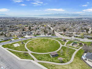 Aerial view with a residential view and a mountain view