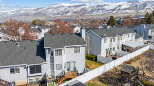 Bird's eye view with a residential view and a mountain view