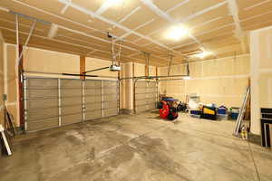 Oversized 3-Car Garage
