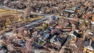 Bird's eye view with a residential view