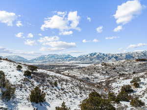 View of mountain feature