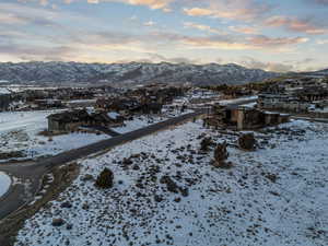 View of mountain feature featuring a residential view