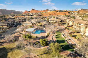 Bird's eye view featuring a residential view and a mountain view