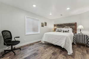 Big guest room with walk in closet