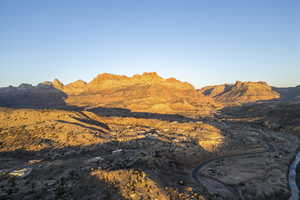 View of mountain feature