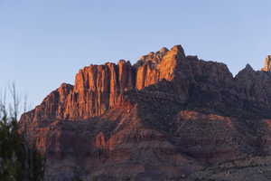 View of mountain feature