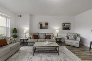 Photo 6 of 676 E FALCONER CT