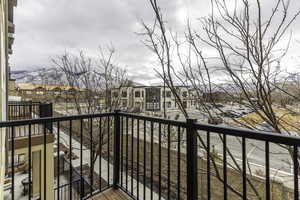 Photo 26 of 676 E FALCONER CT