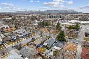 Drone / aerial view featuring a residential view and a mountain view