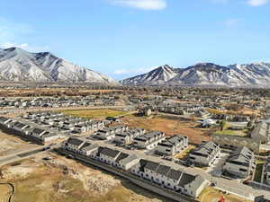 Aerial view featuring a residential view and a mountain view