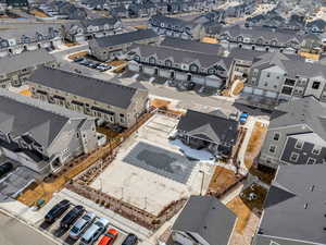 Drone / aerial view featuring a pool.