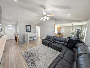 Photo 16 of 1143 N MUSTANG LN