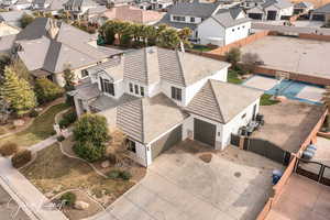 Drone / aerial view featuring a residential view