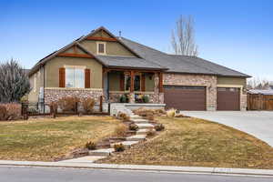 Welcome to your gorgeous new Stonebridge house in Eagle Mountain!