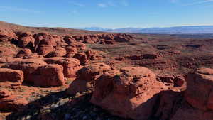 View of mountain feature