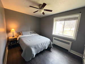 Main bedroom with ample space.