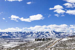 View of mountain feature