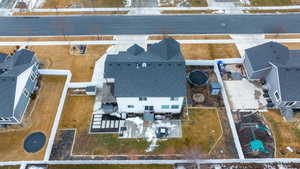 Birds eye view of property