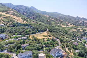 Bird's eye view featuring a mountain view