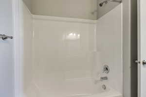 Full bath with tub / shower combination