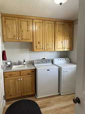 Laundry room/mudroom leads to the garage