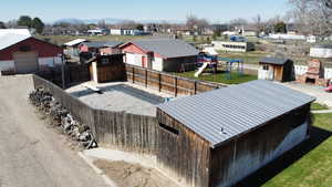 Aerial view featuring a residential view and a mountain view