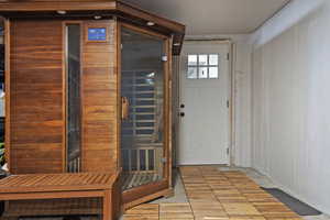 Entryway featuring a sauna