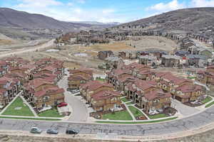 Aerial view with a residential view and a mountain view