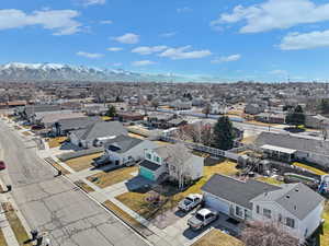 Bird's eye view with a mountain view and a residential view