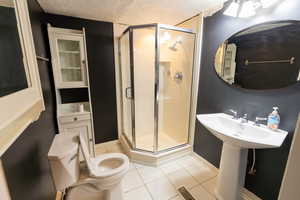 En suite bathroom