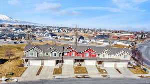 Bird's eye view with a residential view