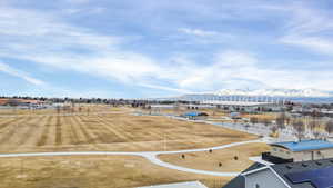 Drone / aerial view featuring a mountain view