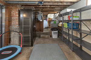 Storage with washer / dryer