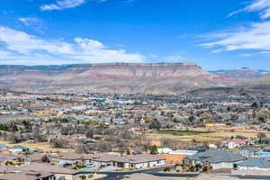 View of mountain feature featuring a residential view