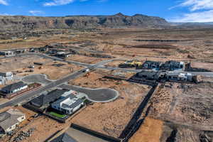 Aerial view with a mountain view