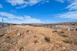 View of mountain feature