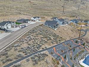 Birds eye view of property featuring a residential view