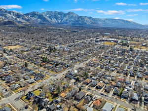 Aerial view with a residential view and a mountain view