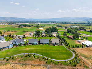 Aerial view featuring a residential view and a mountain view