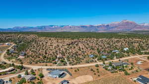 Bird's eye view with a mountain view