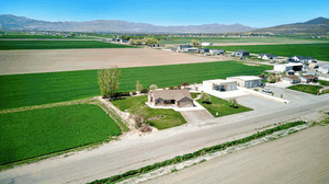 Bird's eye view featuring a mountain view and a rural view