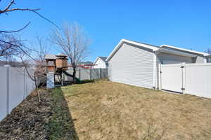 Photo 5 of 383 W PLUM PL